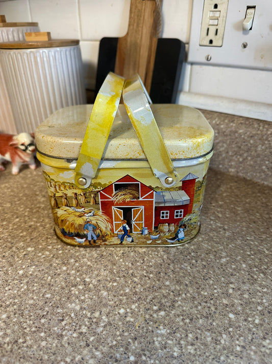 Tin kids lunchbox