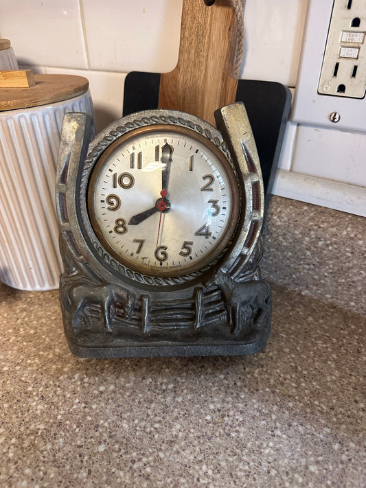 Horse clock