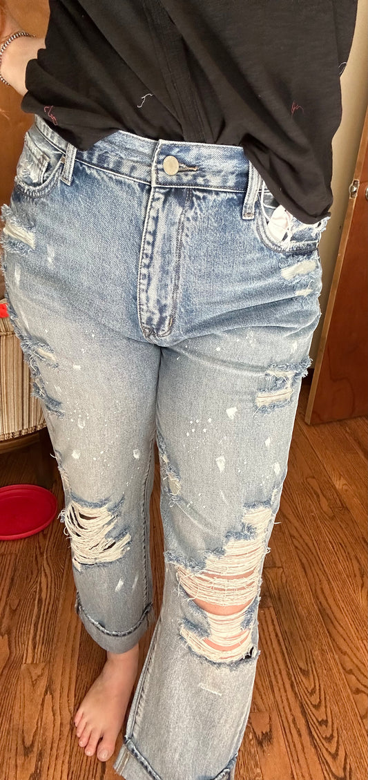 Bleach spotted distressed jeans