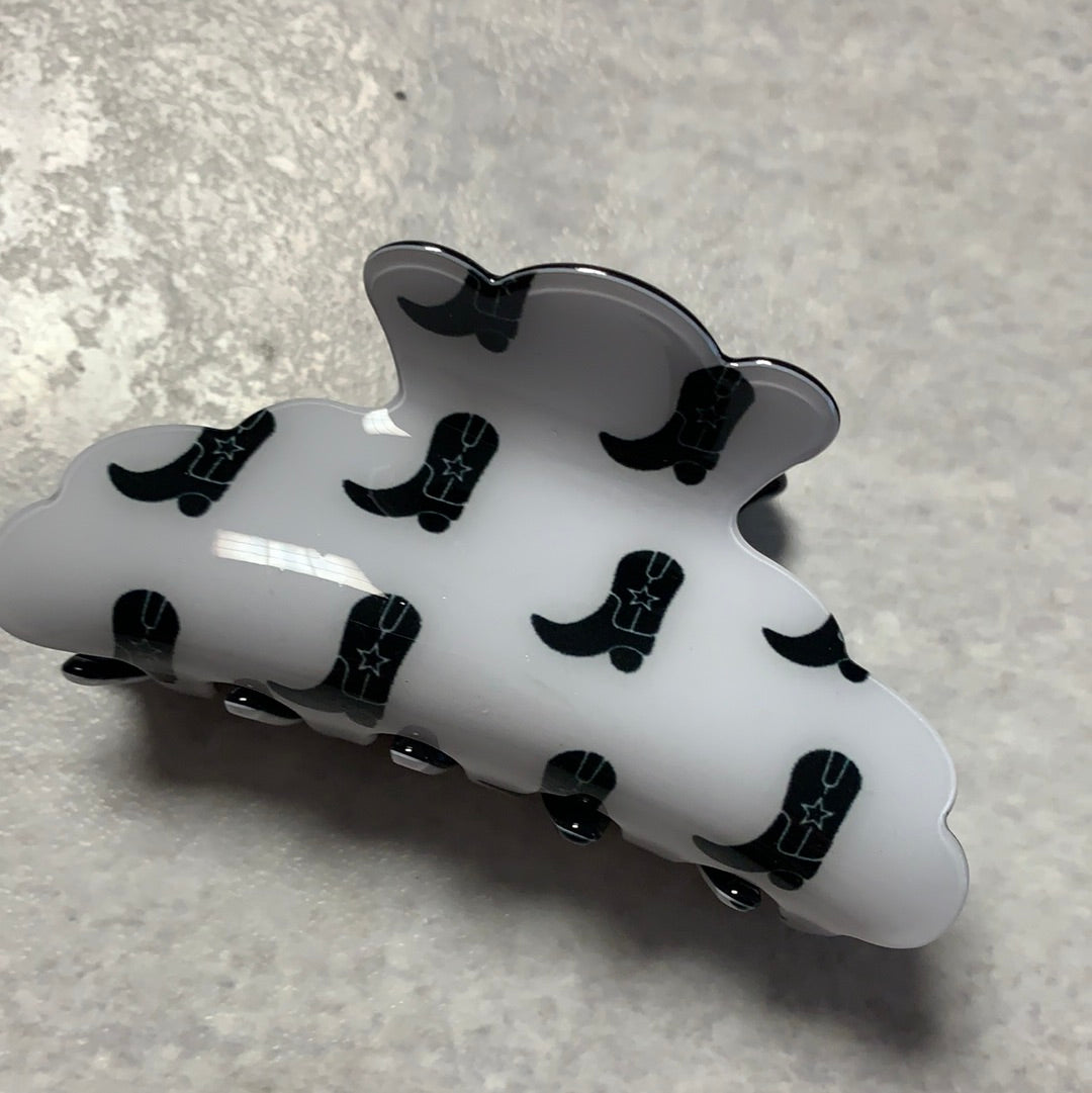 Clip with cowboy boots